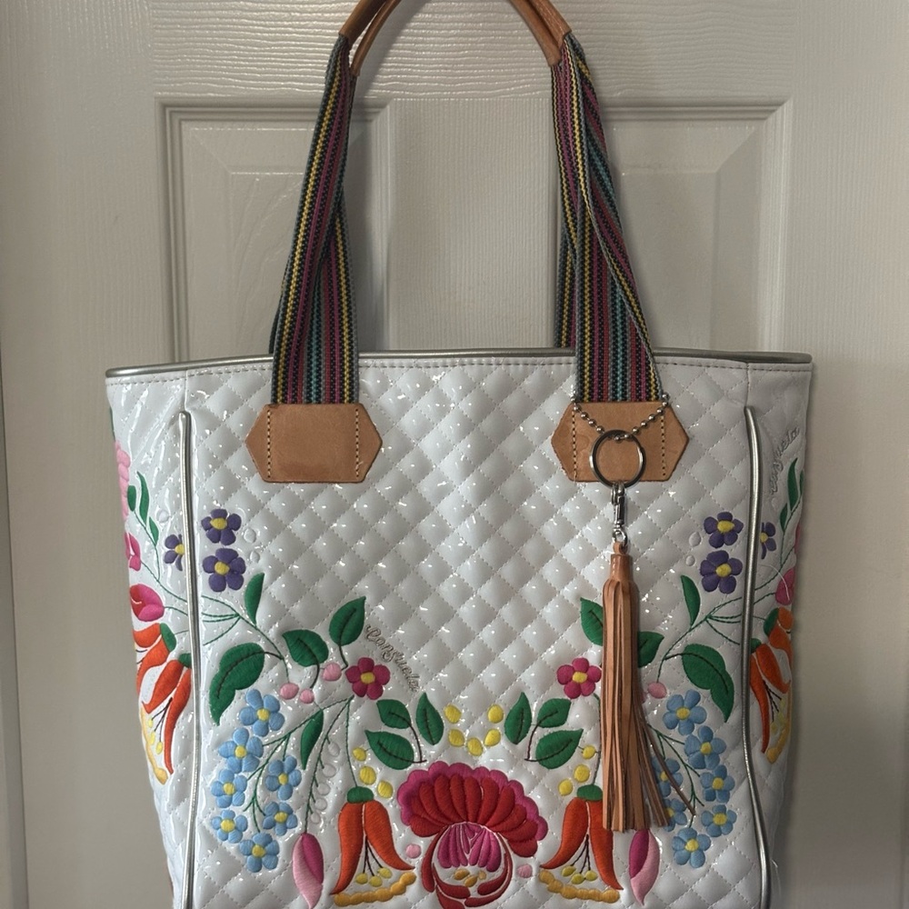 Consuela El Alma Classic Tote White Women Bag Retired Design Rare Find